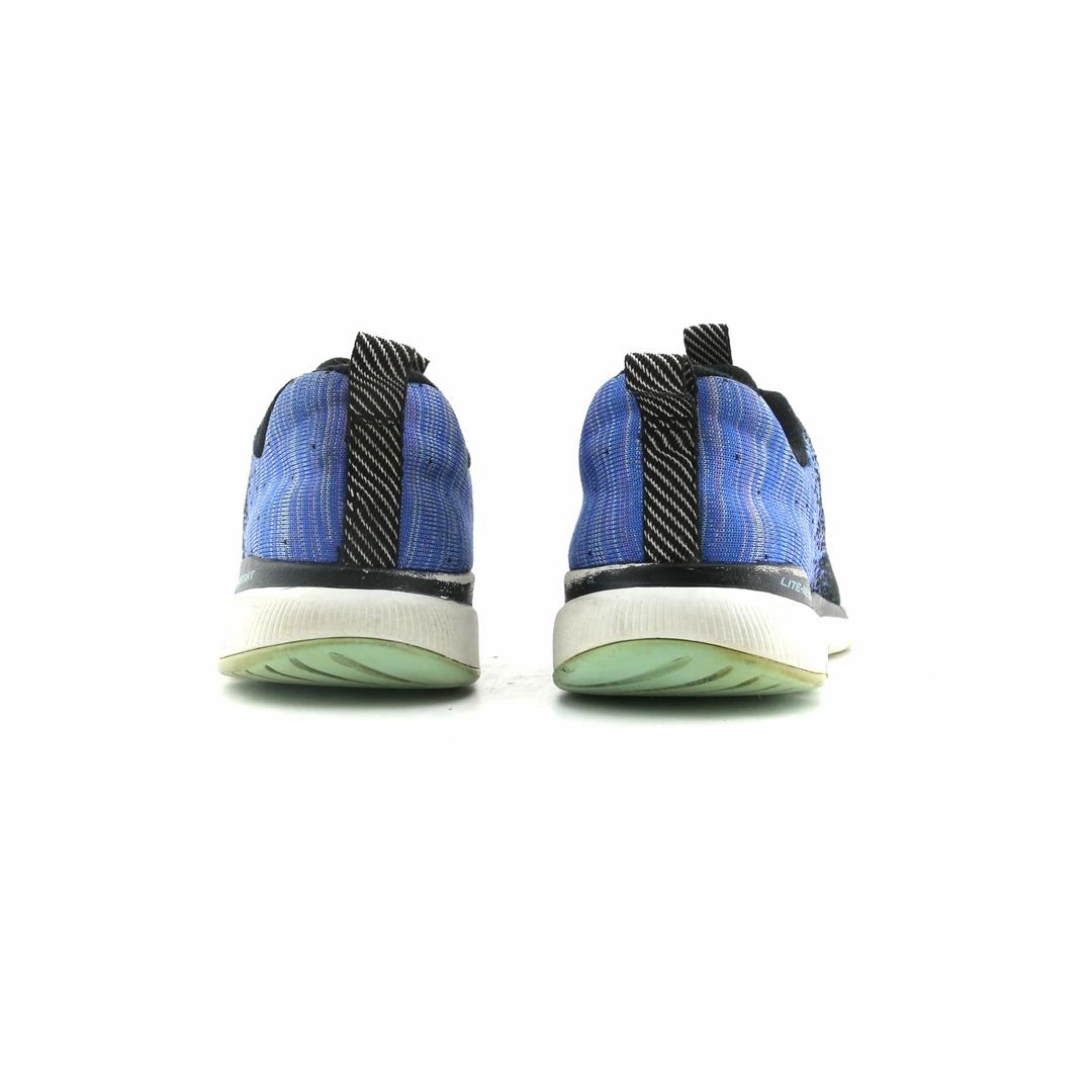 SKECHERS FLEX APPEAL 3.0 - SHE'S ICONIC Skechers shoe design snapshots