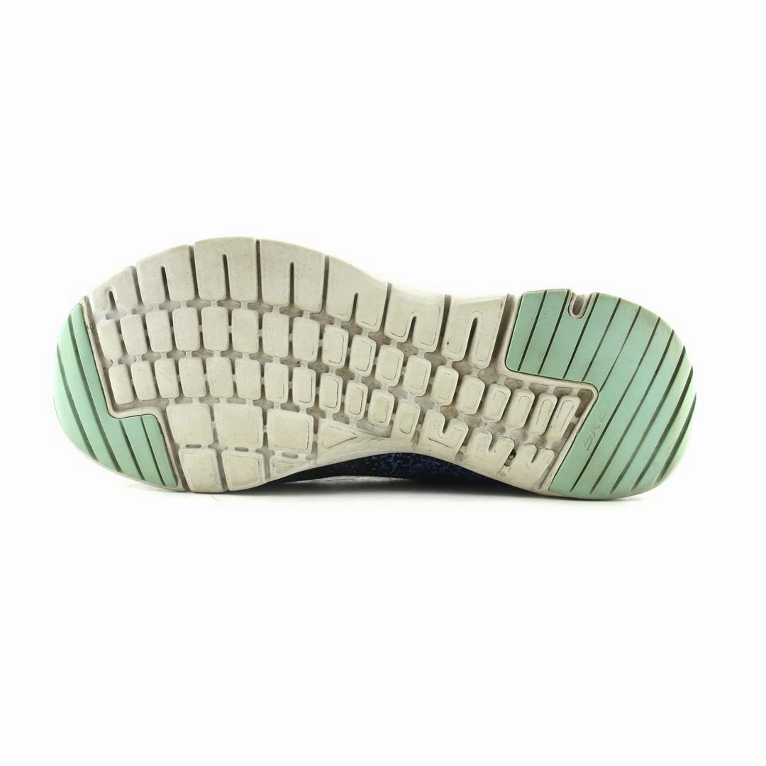 SKECHERS FLEX APPEAL 3.0 - SHE'S ICONIC Skechers shoe design snapshots