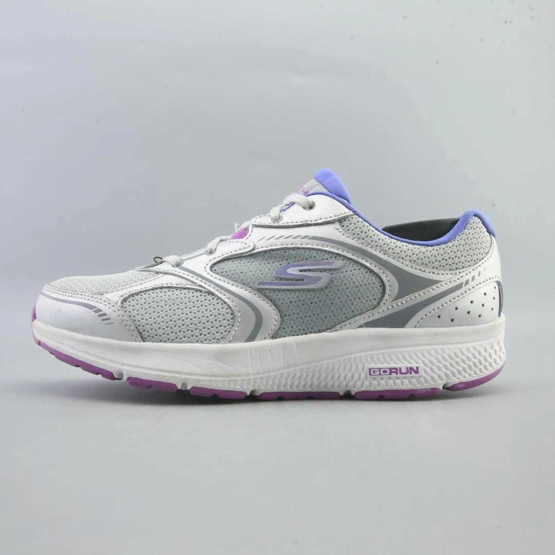 SKECHERS  GO RUN CONSISTENT Skechers versatile everyday shoes