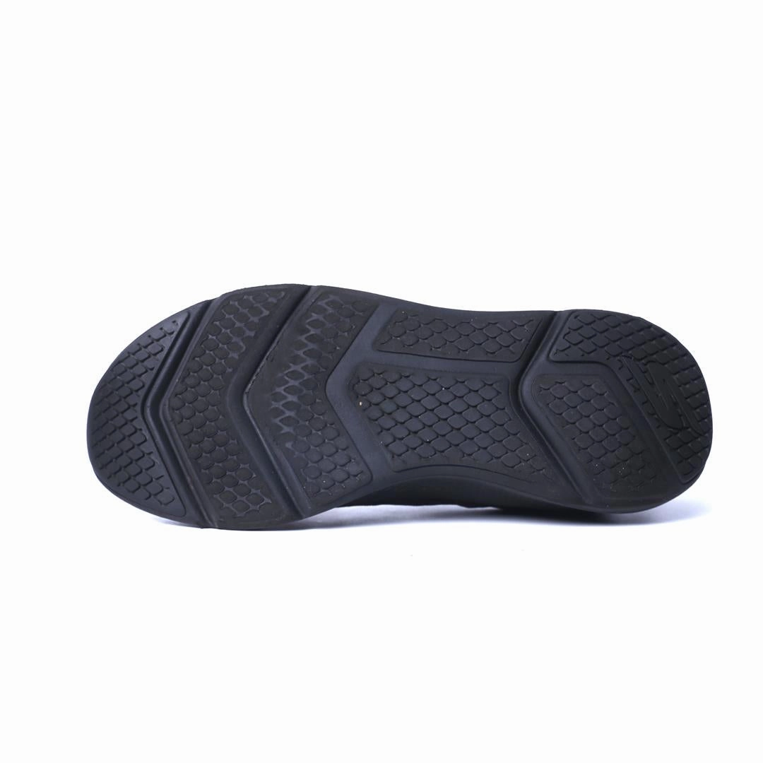 SKECHERS GO RUN ELEVATE Skechers everyday footwear shots