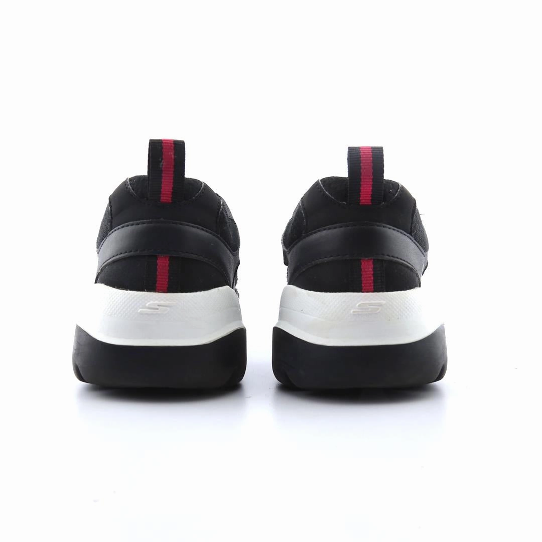 SKECHERS GO WALK 6 - ANAGLYPH Skechers shoe design snapshots