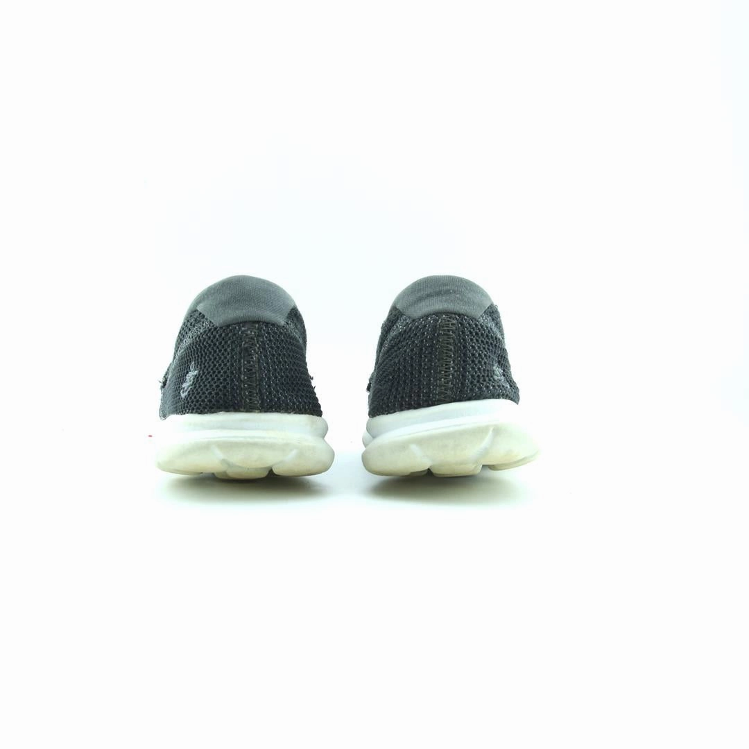 SKECHERS GOSTEP-LITE Skechers everyday footwear shots