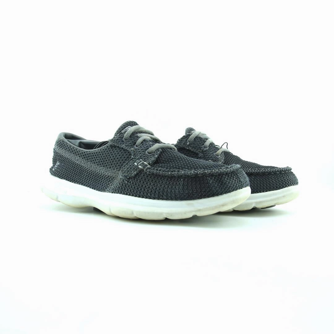 SKECHERS GOSTEP-LITE Skechers everyday footwear shots