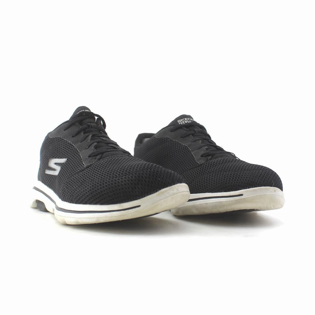 SKECHERS  GOWALK 5 Skechers comfortable shoe styles