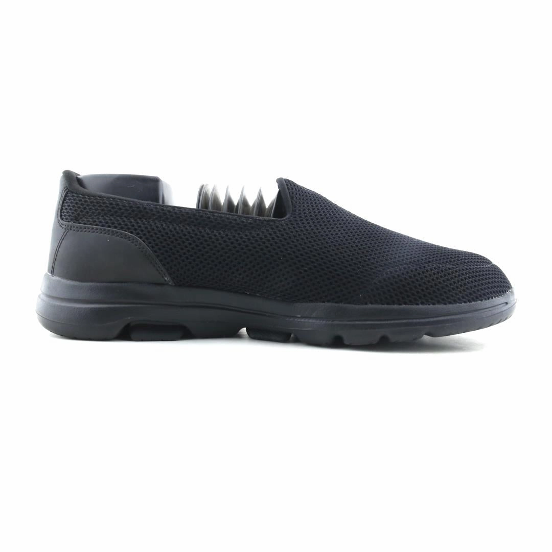 SKECHERS GOWALK 5 Skechers shoe design snapshots