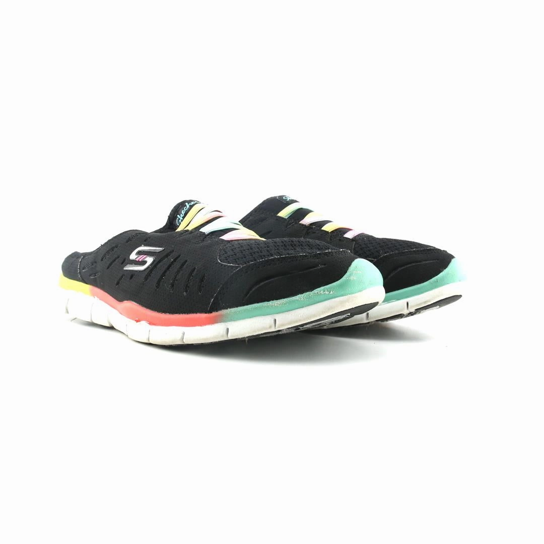 SKECHERS GRATIS NO LIMITS Skechers shoe design snapshots