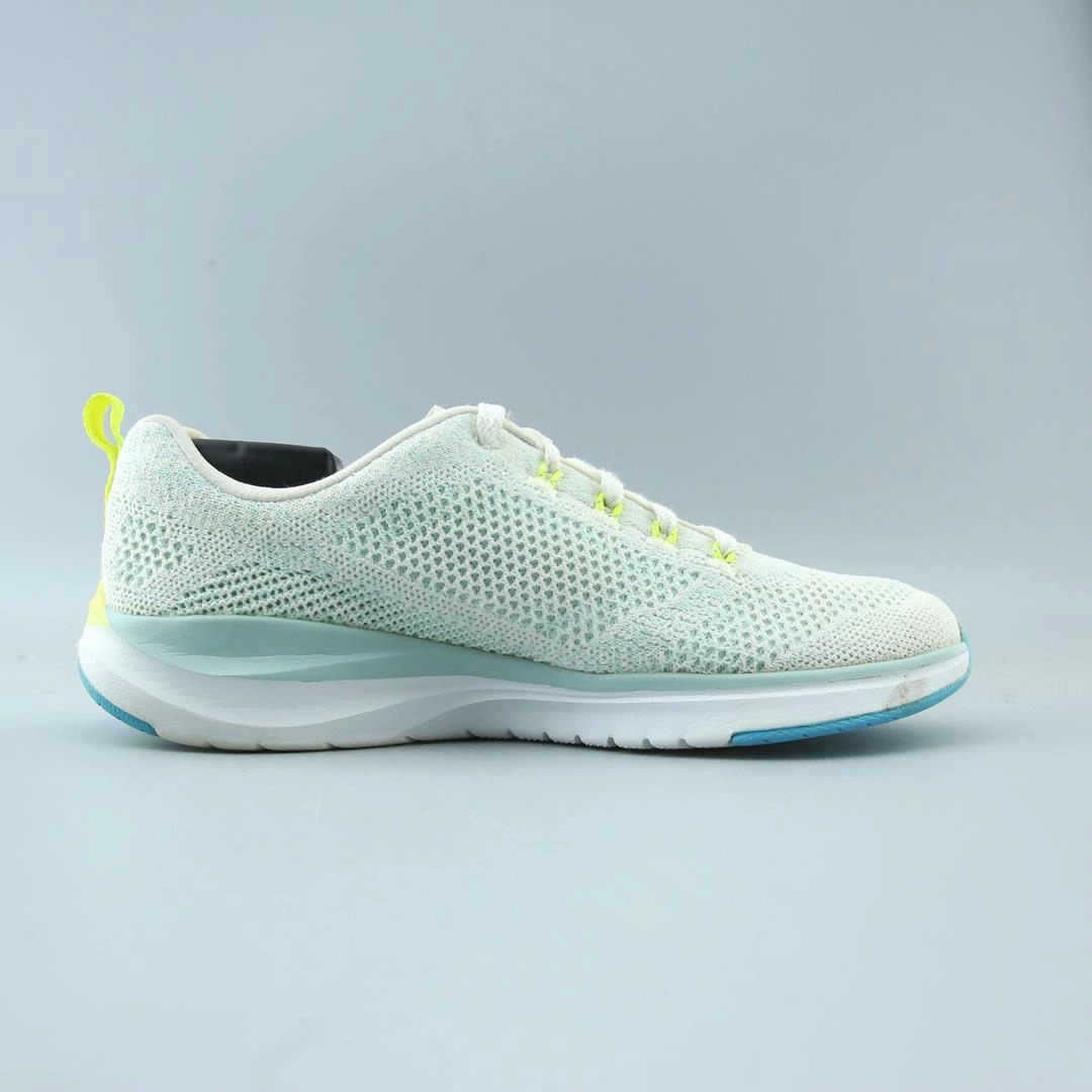 SKECHERS LITE WEIGHT Skechers comfortable shoe styles