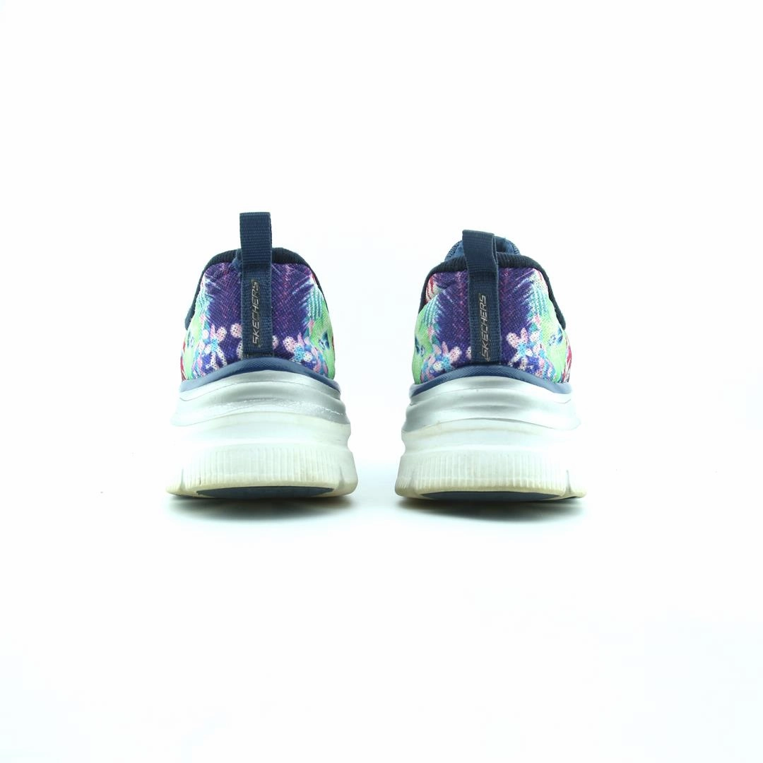 SKECHERS LITE WEIGHT Skechers comfortable shoe styles