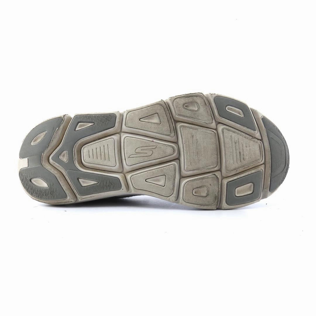 SKECHERS MAX CUSHIONING PREMIER - YOUR Skechers everyday footwear shots