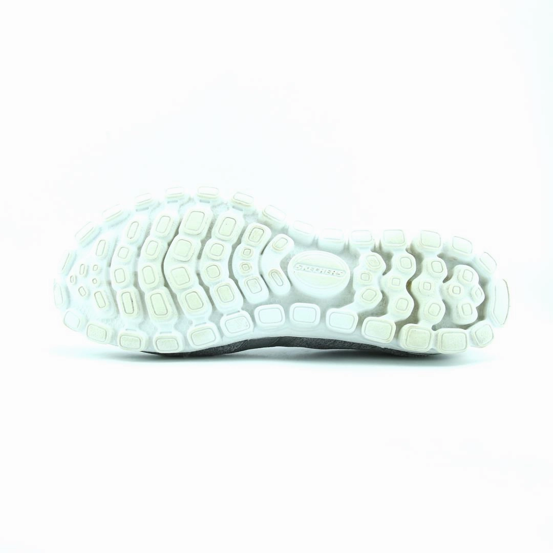 SKECHERS MEMORY FOAM Skechers everyday footwear shots