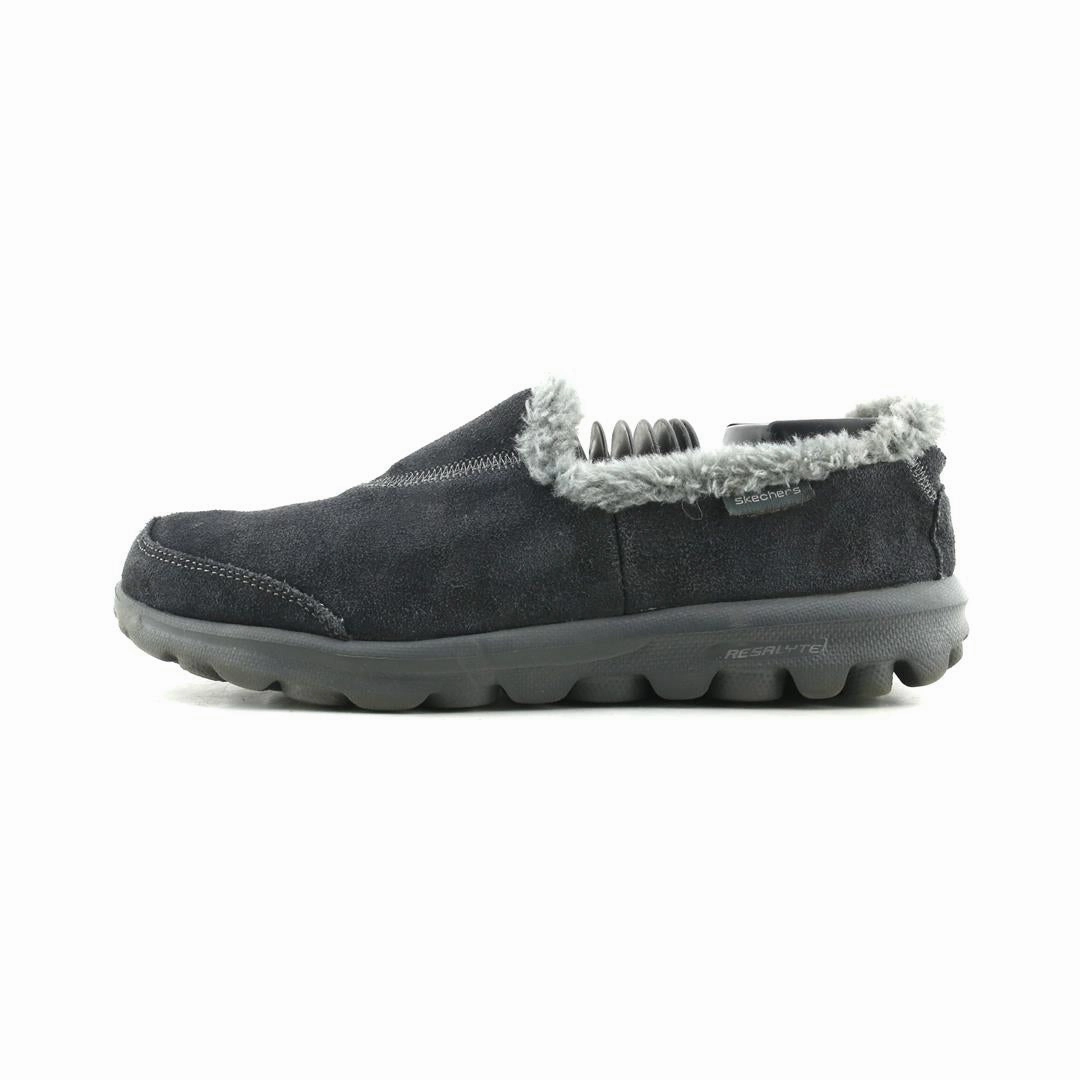 SKECHERS MEMORY FOAM Skechers versatile everyday shoes
