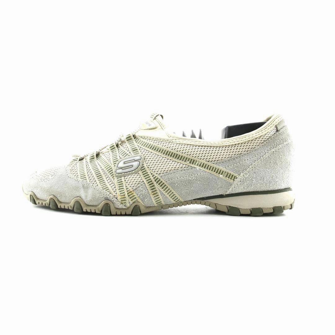 SKECHERS MEMORY FOAM Skechers versatile everyday shoes
