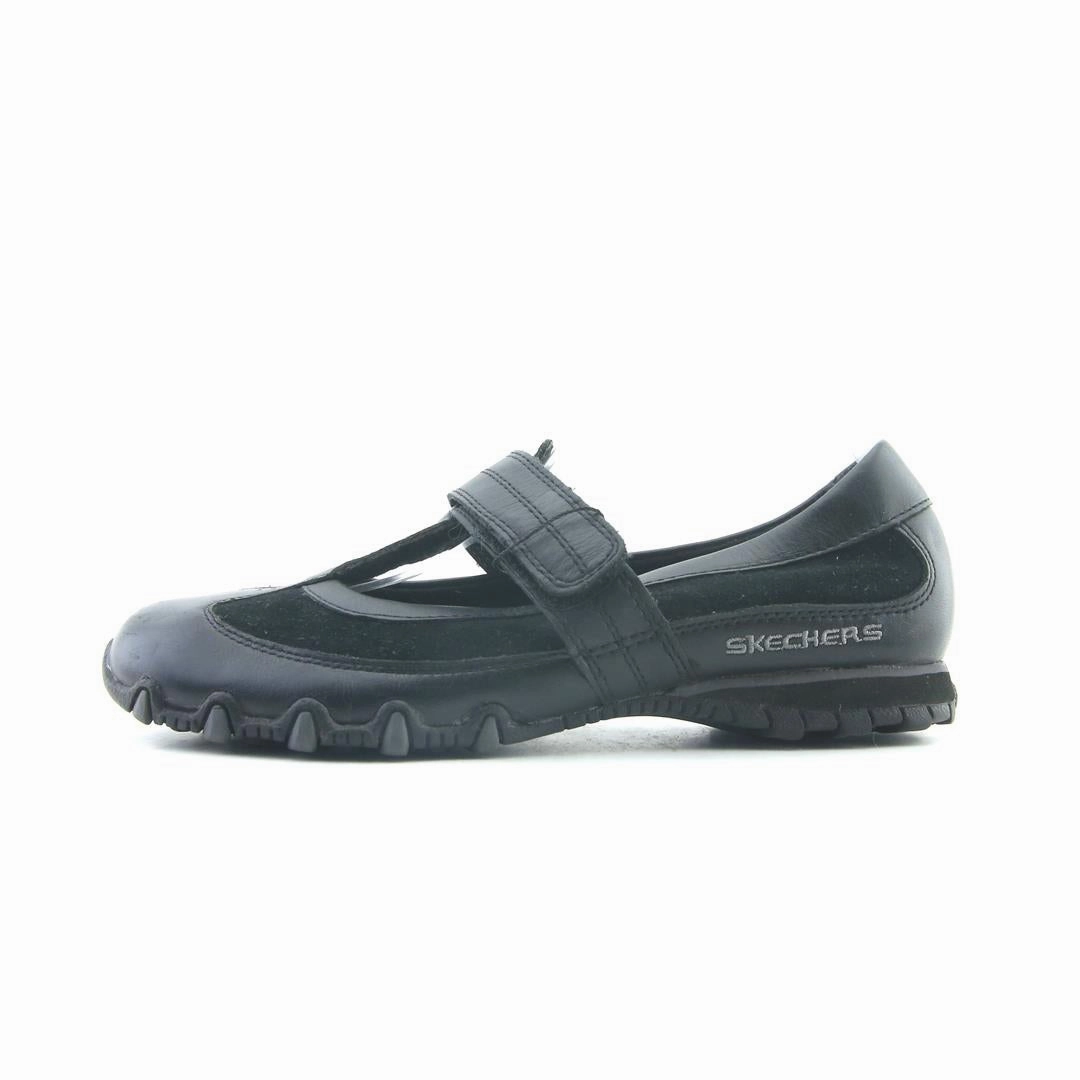 SKECHERS MEMORY FOAM Skechers shoe design snapshots