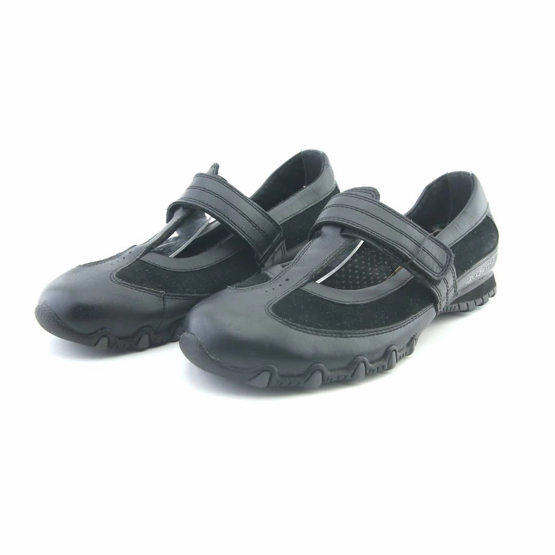 SKECHERS MEMORY FOAM Skechers versatile everyday shoes