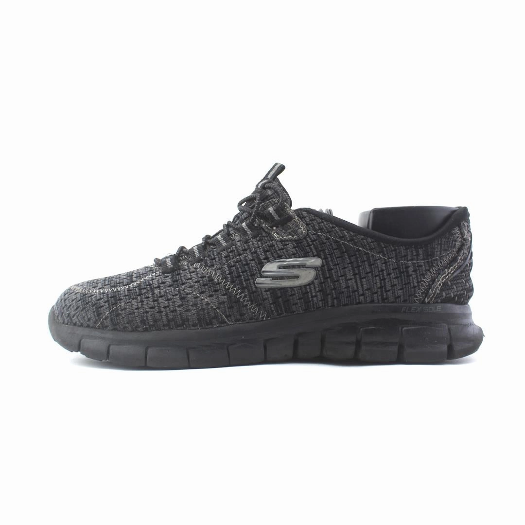 SKECHERS MEMORY FORM Skechers versatile everyday shoes