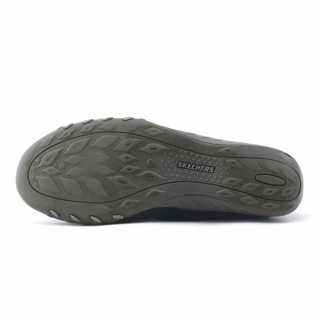 SKECHERS RELAXED FIT: BREATHE-EASY - OPPORTUKNITY Skechers shoe design snapshots