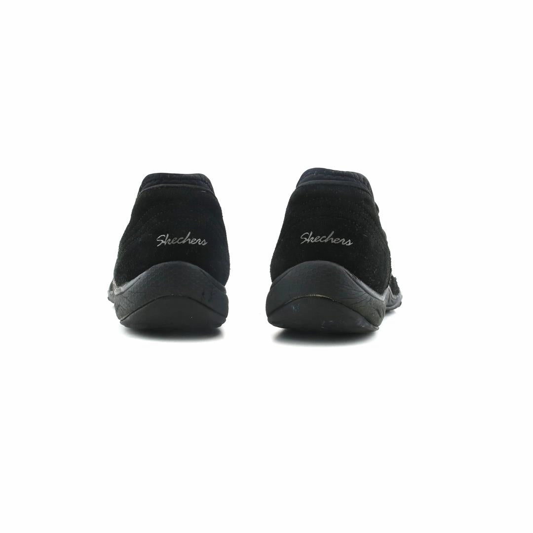 SKECHERS RELAXED FIT MEMORY FOAM Skechers shoe design snapshots