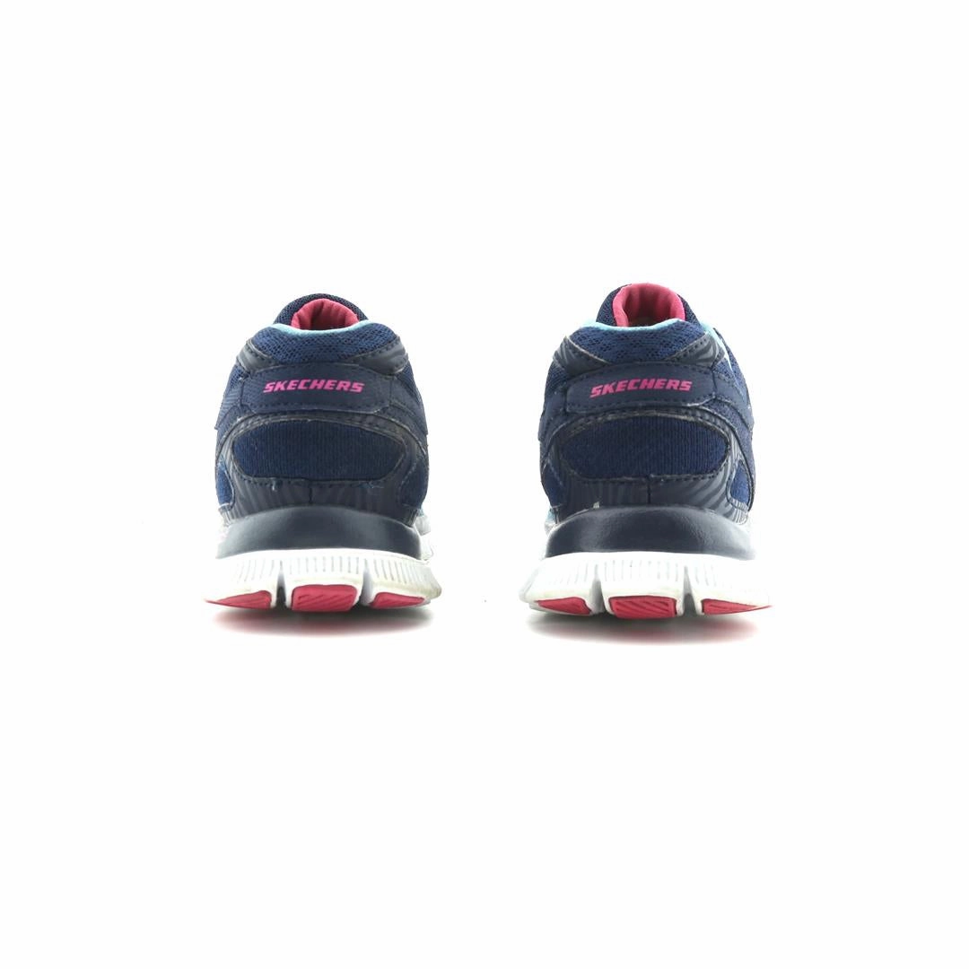SKECHERS SKECH KNIT Skechers shoe design snapshots