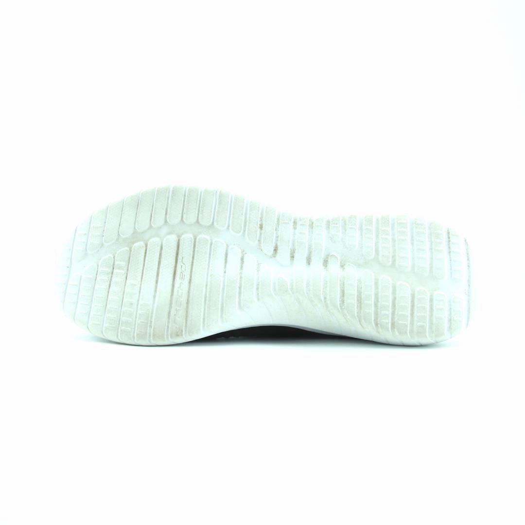 SKECHERS ULTRA FLEX KNIT Skechers everyday footwear shots