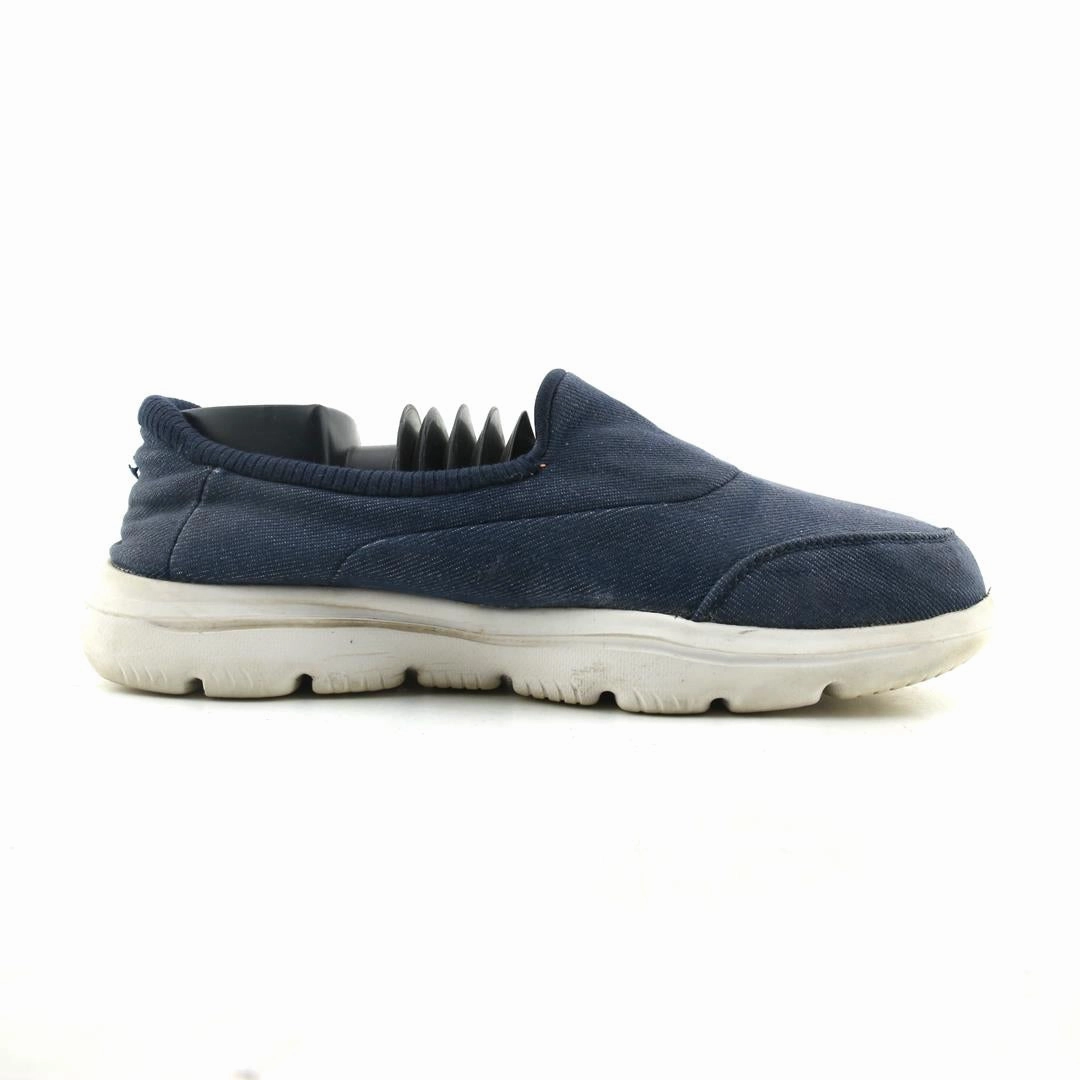 SKECHERS ULTRA GO Skechers shoe design snapshots