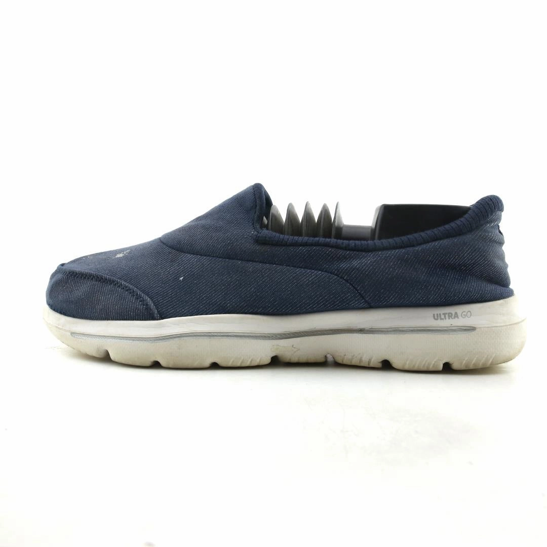 SKECHERS ULTRA GO Skechers versatile everyday shoes