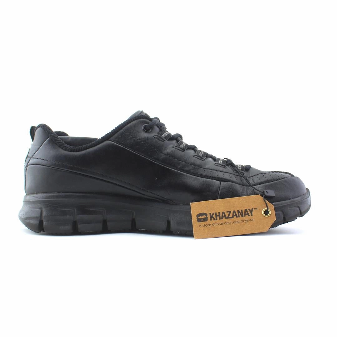 SKECHERS WORK RELAXED FIT: SURE TRACK Skechers shoe design snapshots