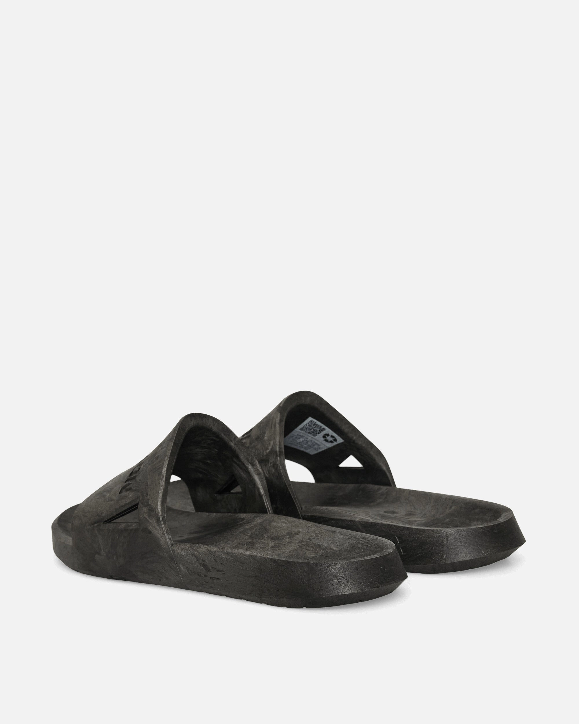 Summeride Slides Dark Grey Mountain Trail Runners