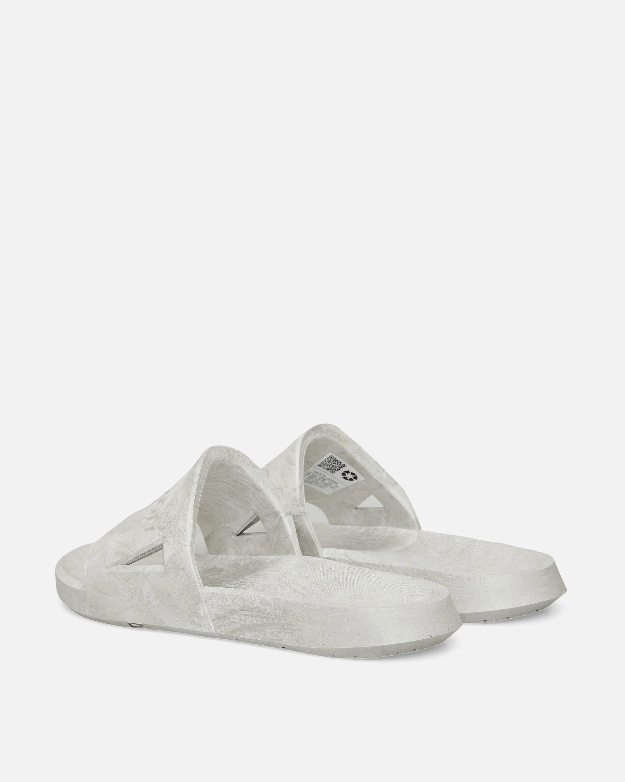 Summeride Slides Light Grey Mountain Trail Runners