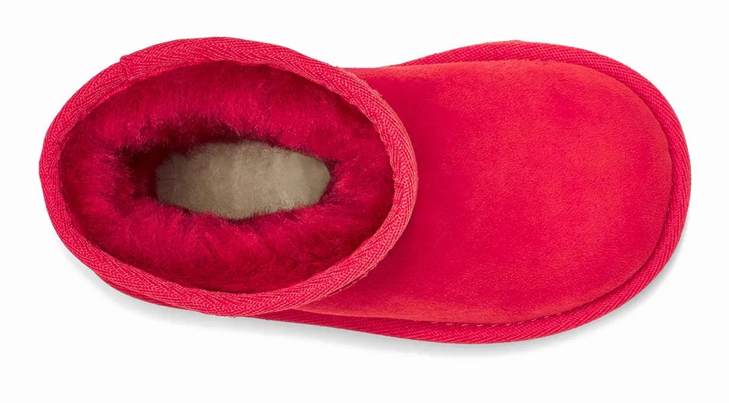 Toddler's UGG Classic Short II  Cozy & Lightweight for Little Feet Ugg cozy footwear visuals