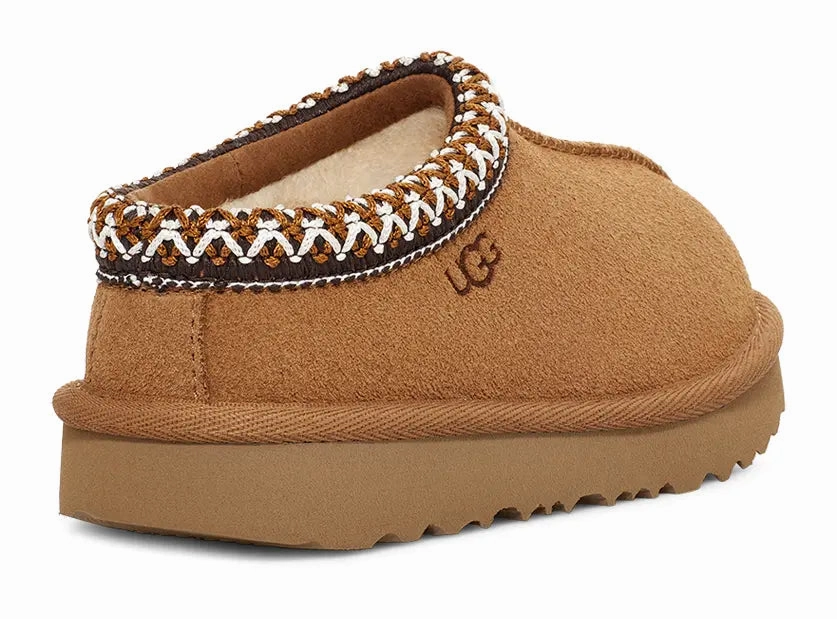 Toddler's UGG Tasman II  Cozy, Durable, and Eco-Friendly Ugg cozy footwear visuals