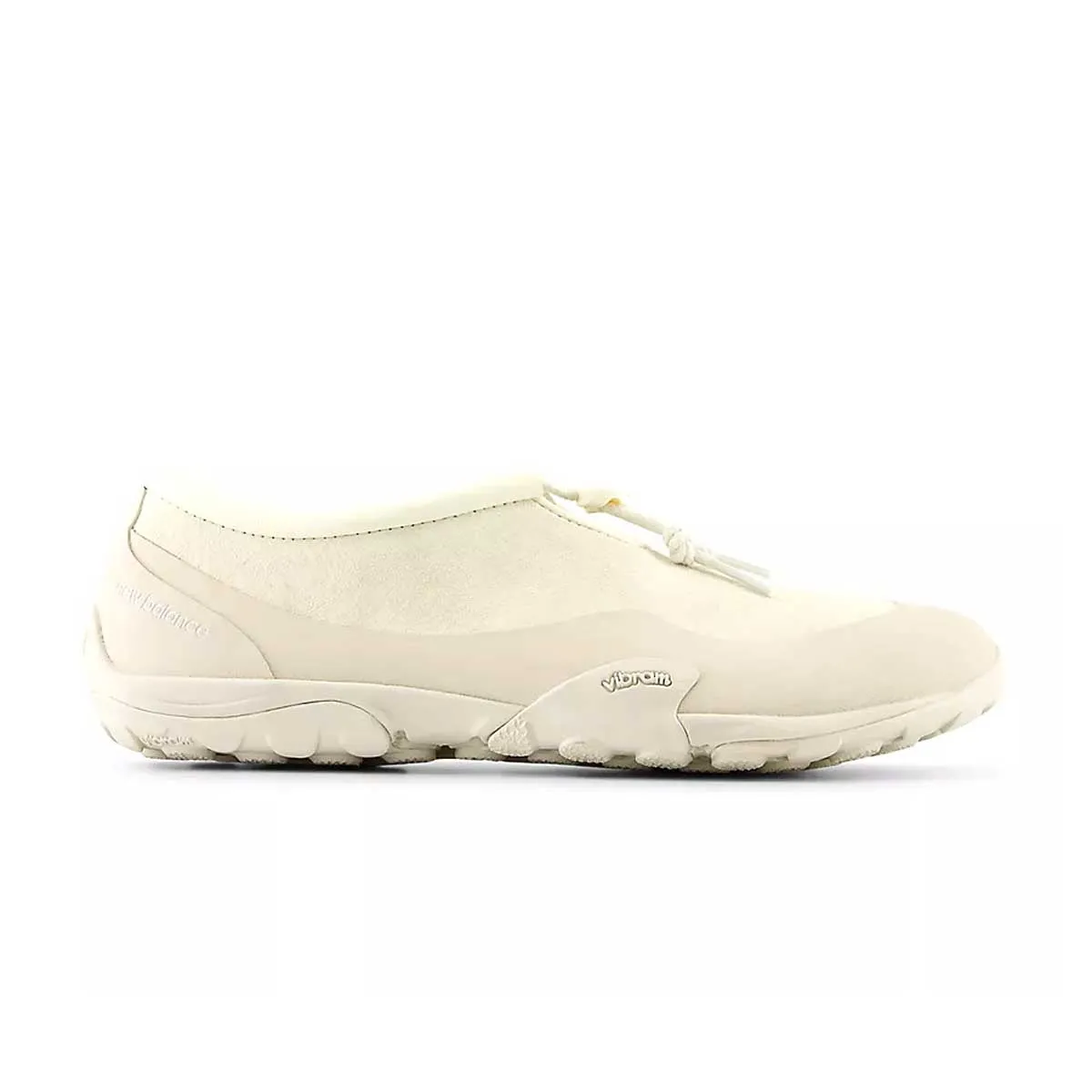   Tokyo Design Studio MT10T 'Angora Moonbeam' New Balance retro-inspired sneakers