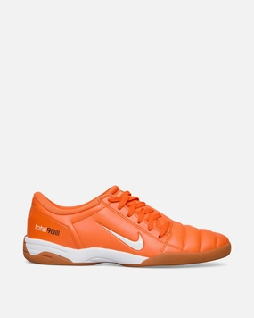 Total 90 Sneakers Safety Orange / White Nike cushioned running shoes for men