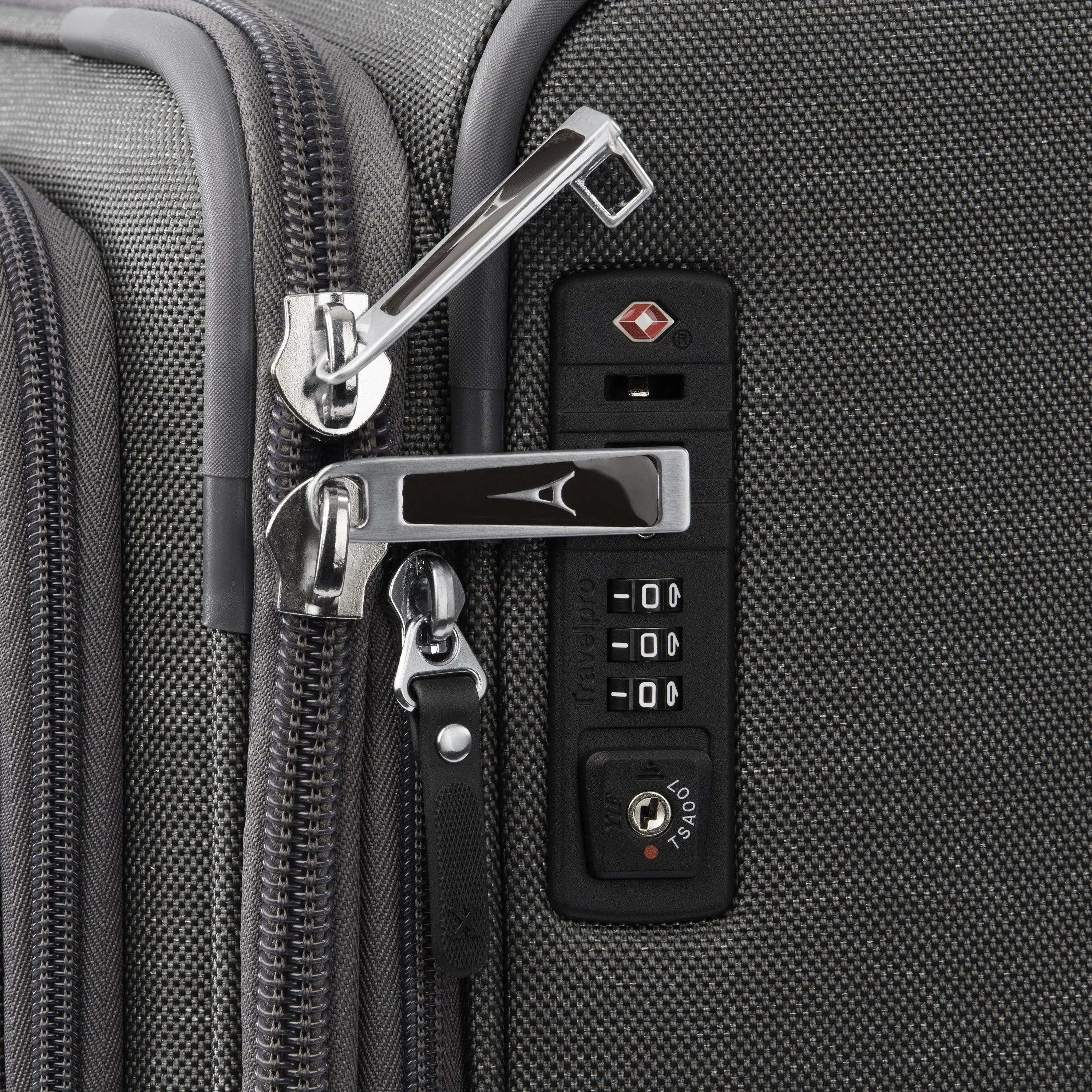 TravelPro Platinum Elite 25" 4-Wheel Medium Luggage Bags Travelpro