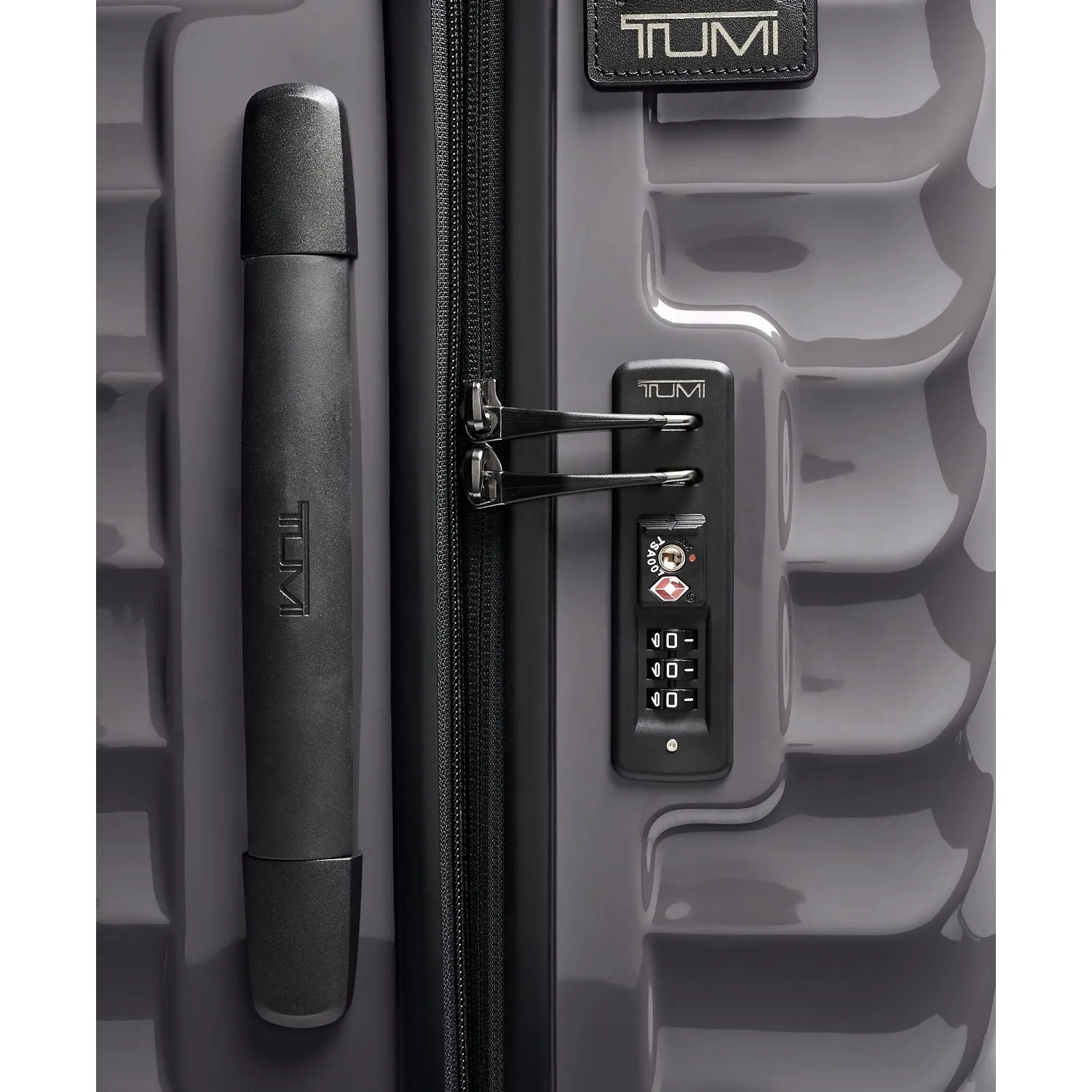 Tumi 19 Degree Extended Trip Expandable 4-Wheel Packing Case Bags Tumi