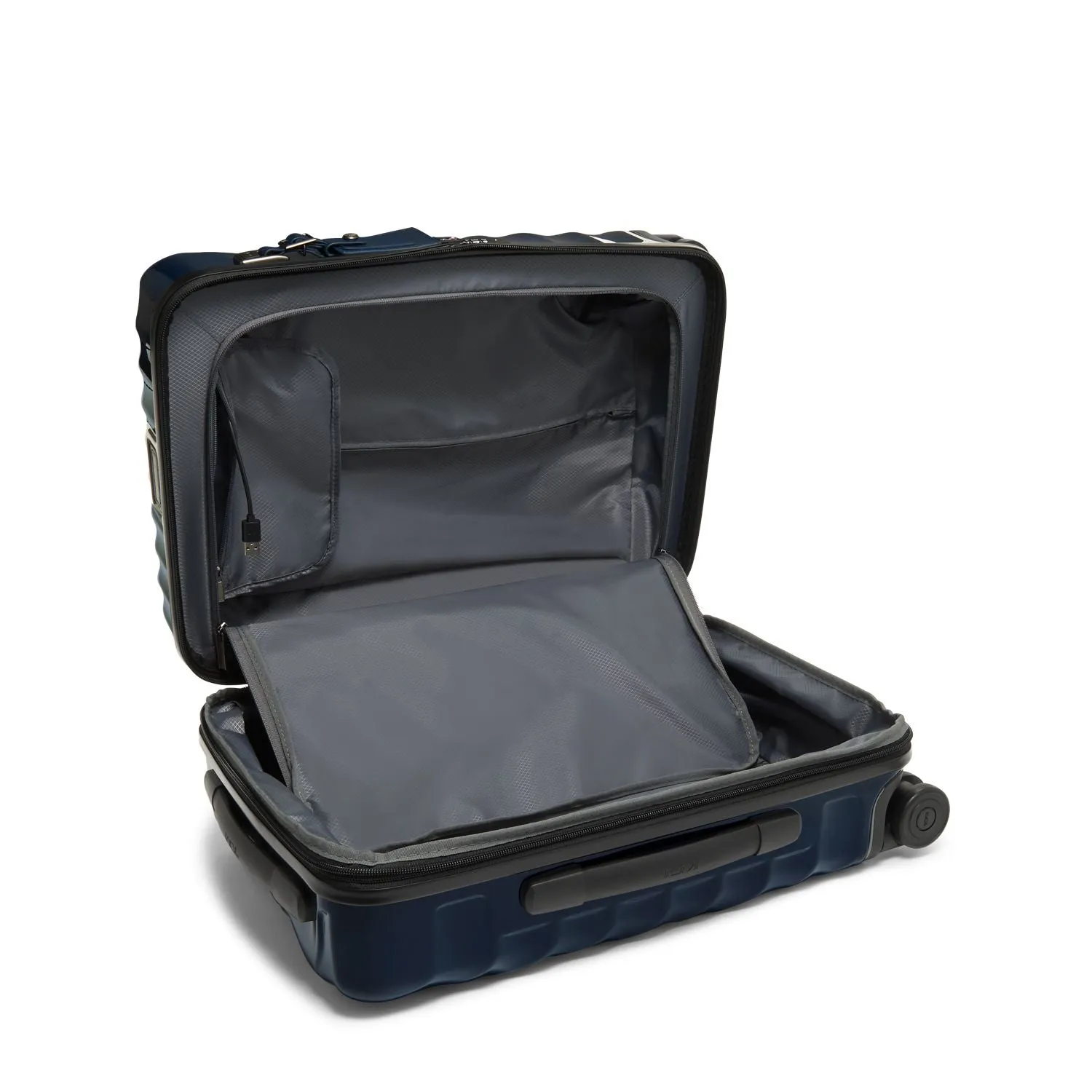 Tumi 19 Degree International Expandable 4-Wheel Carry-On Bags Tumi