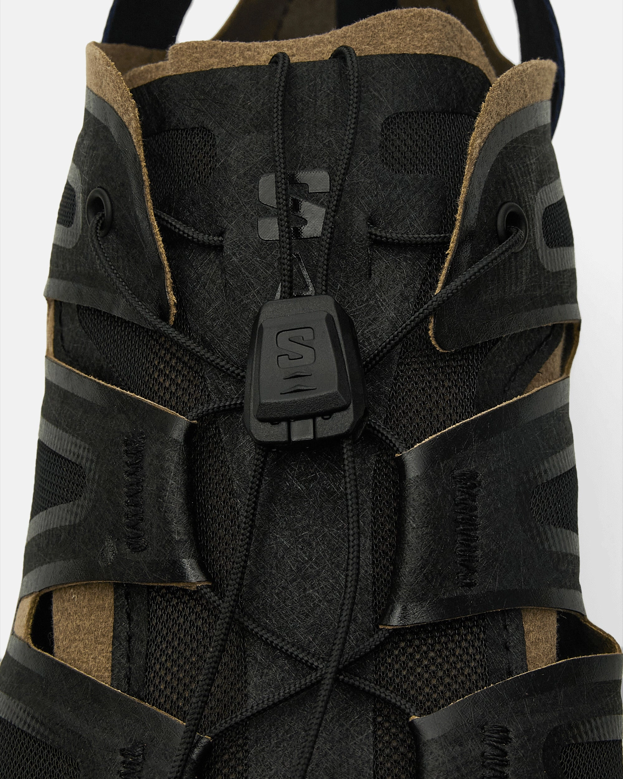 Udara Advanced Sneakers Black / Fallen Rock / Astral Aura Mountain Trail Runners