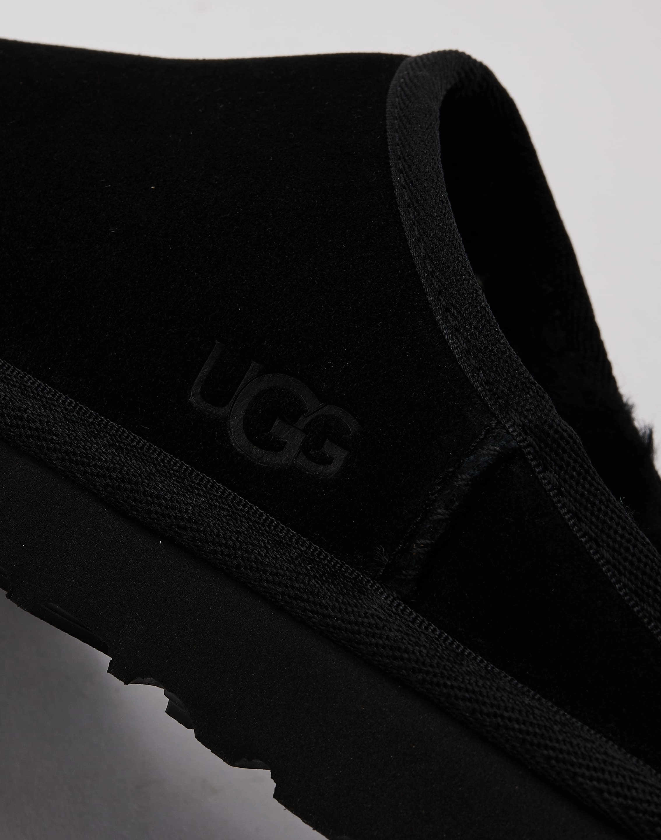 UGG Classic Slip-On Grade-School All-Day Comfort