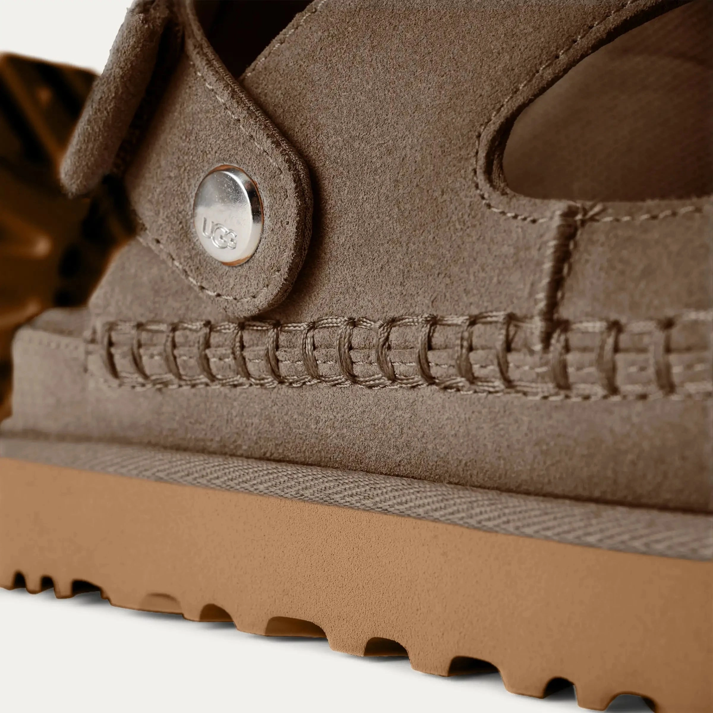 UGG GOLDENSTAR GLIDE WOMEN'S Ugg cozy winter boots
