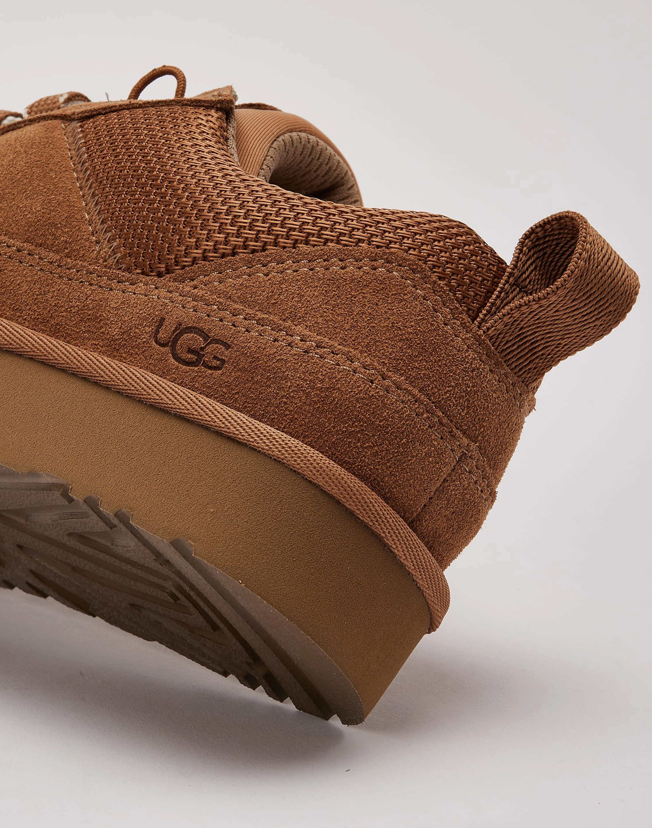 UGG Lo Lowmel All-Day Comfort