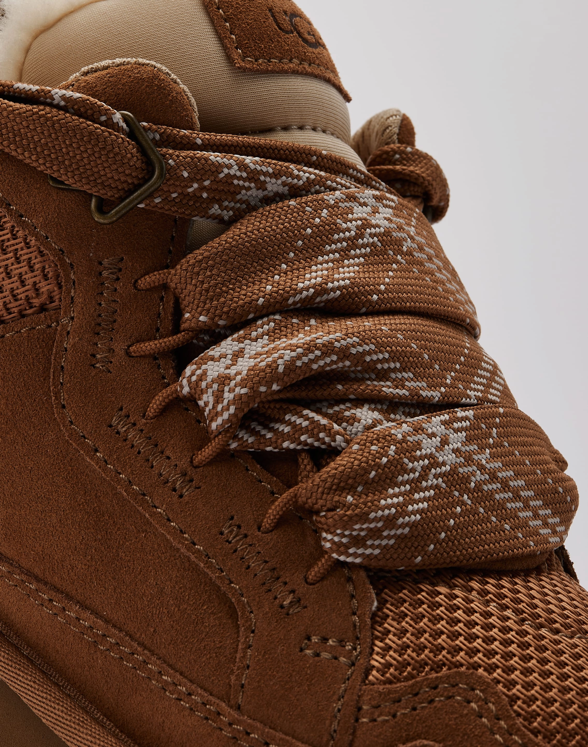 UGG Lowmel All-Day Comfort