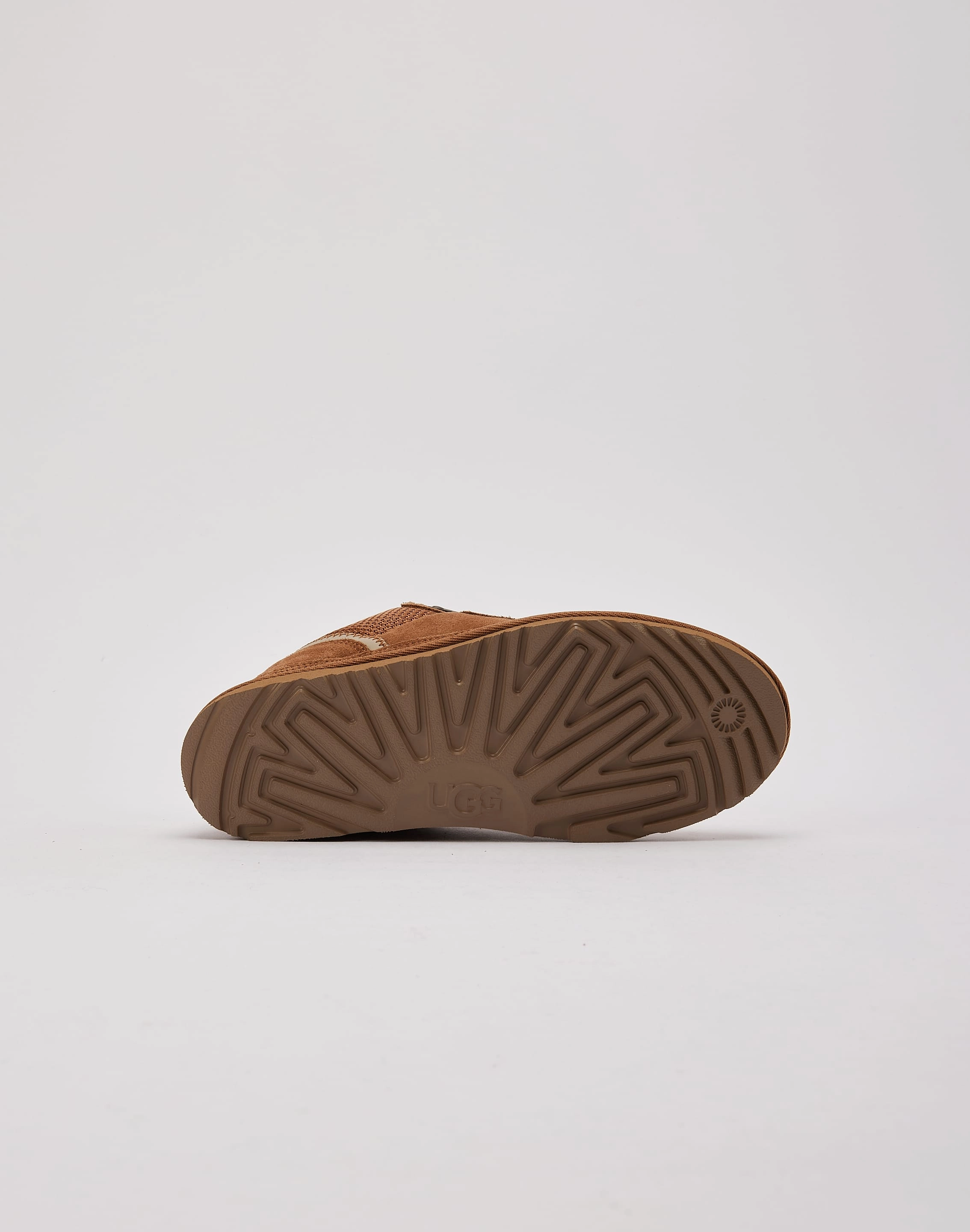 UGG Lowmel Grade-School All-Day Comfort