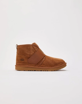 UGG Neumel II Graphic Logo Boots Grade-School Ugg cozy shoes with warm lining