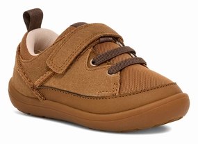 UGG Toddler's Adventure Sneaker  Comfort & Durability for Little Explorers Ugg cozy winter footwear styles