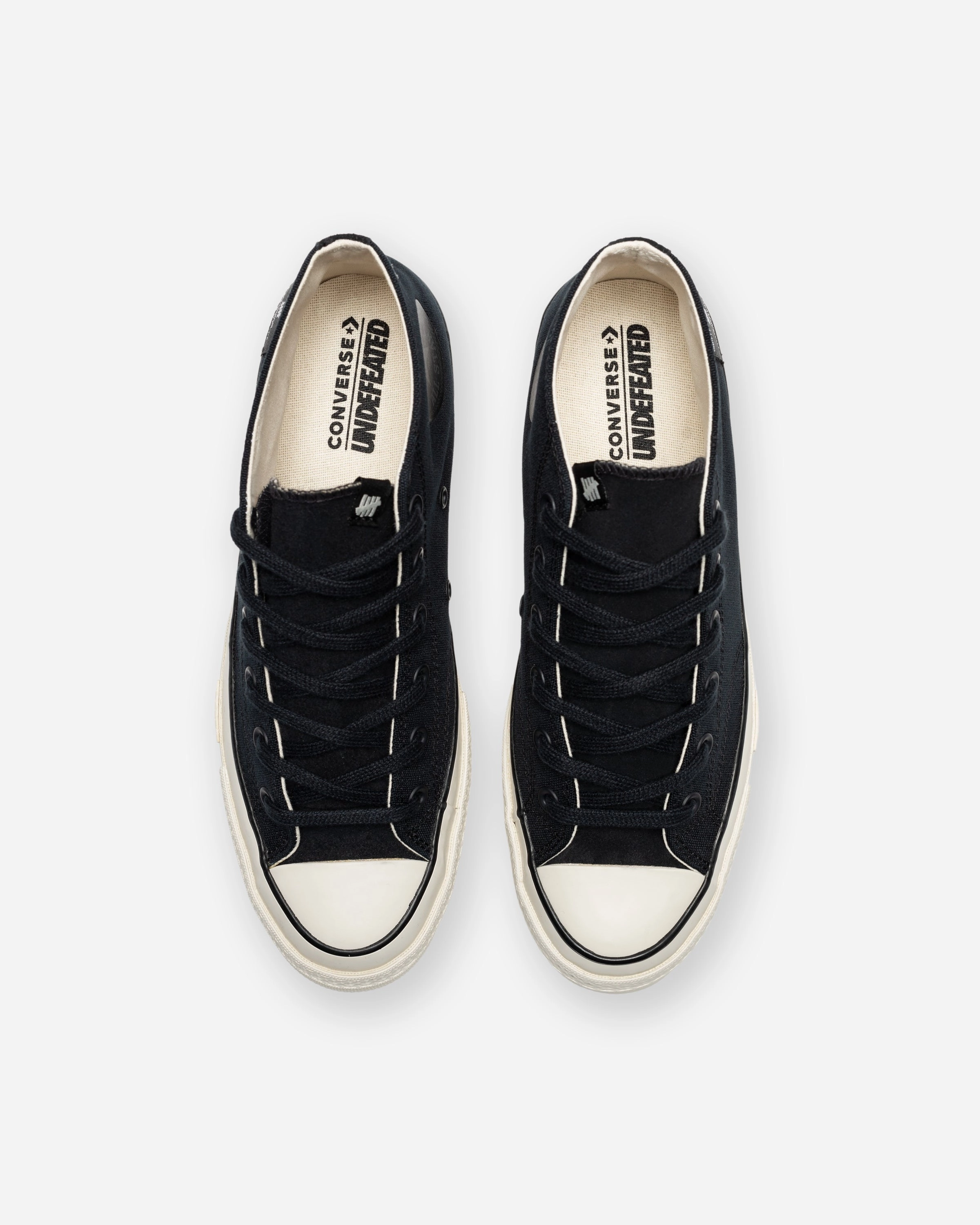 UNDEFEATED X CONVERSE CHUCK 70 MID- BLACK/ NATURALIVORY Womens vintage sneakers