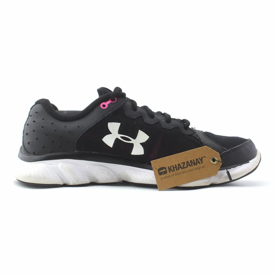 UNDER ARMOUR ASSERT 7 Under Armour trainer close-ups