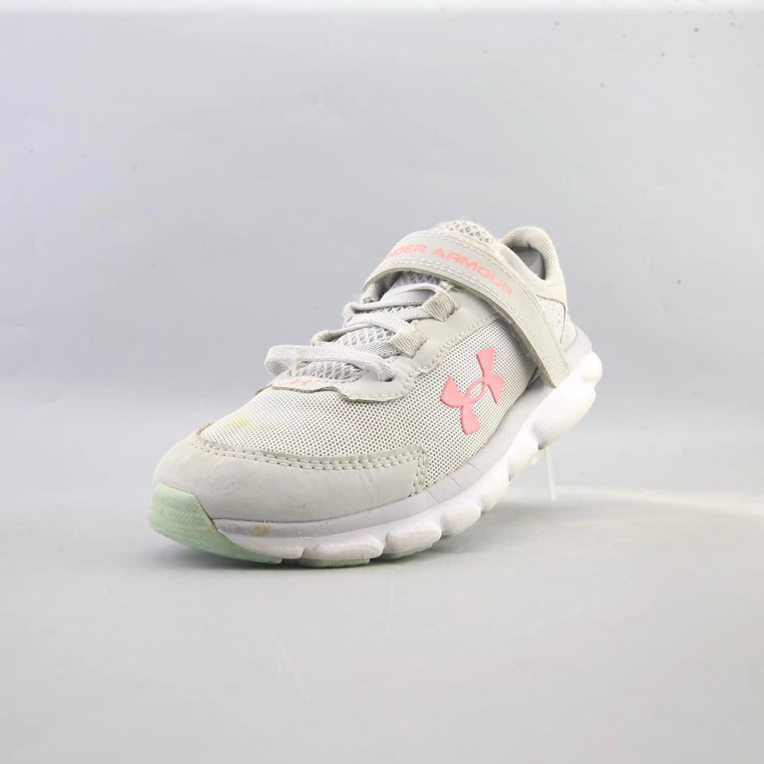 UNDER ARMOUR ASSERT 9 Under Armour trainer close-ups