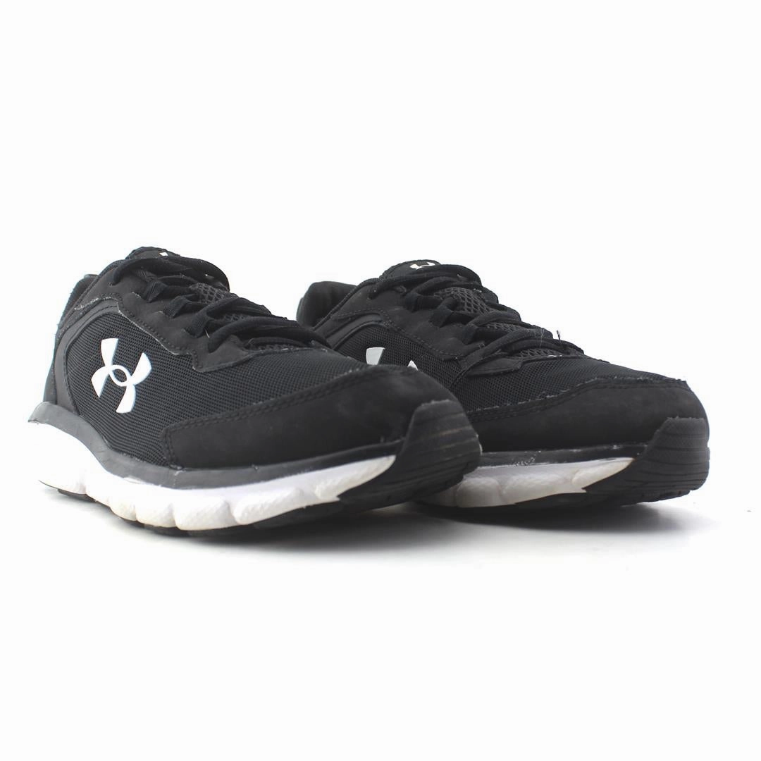 UNDER ARMOUR ASSERT 9 Under Armour trainer close-ups