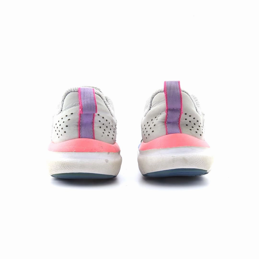 UNDER ARMOUR ASSERT 9 Under Armour trainer close-ups