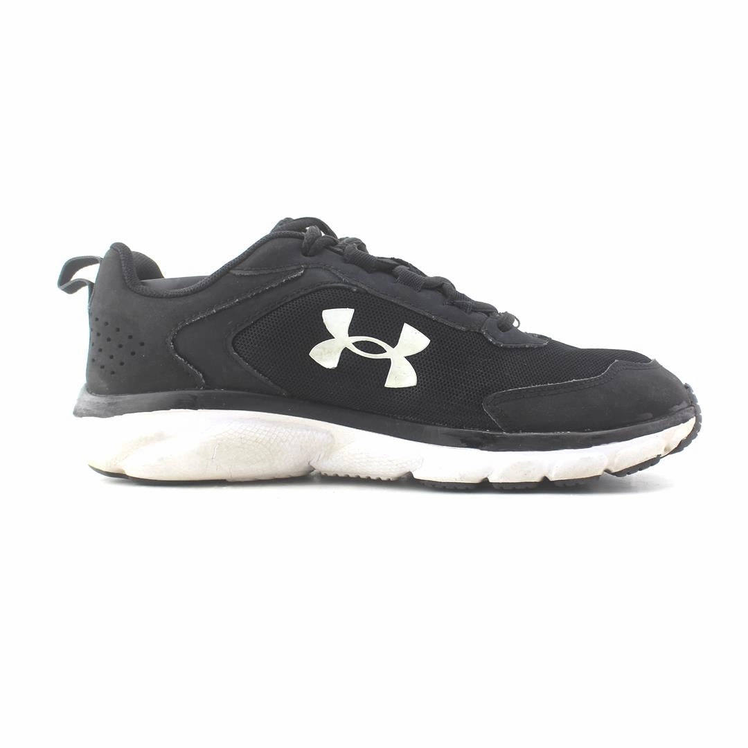 UNDER ARMOUR ASSERT 9 Under Armour trainer close-ups