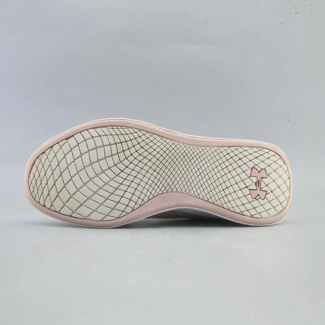 UNDER ARMOUR AURORA 2 Under Armour trainer close-ups
